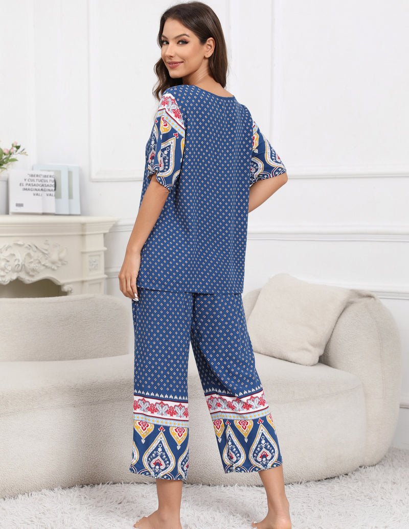 Short Sleeve Capri Pyjamas Set With Pockets